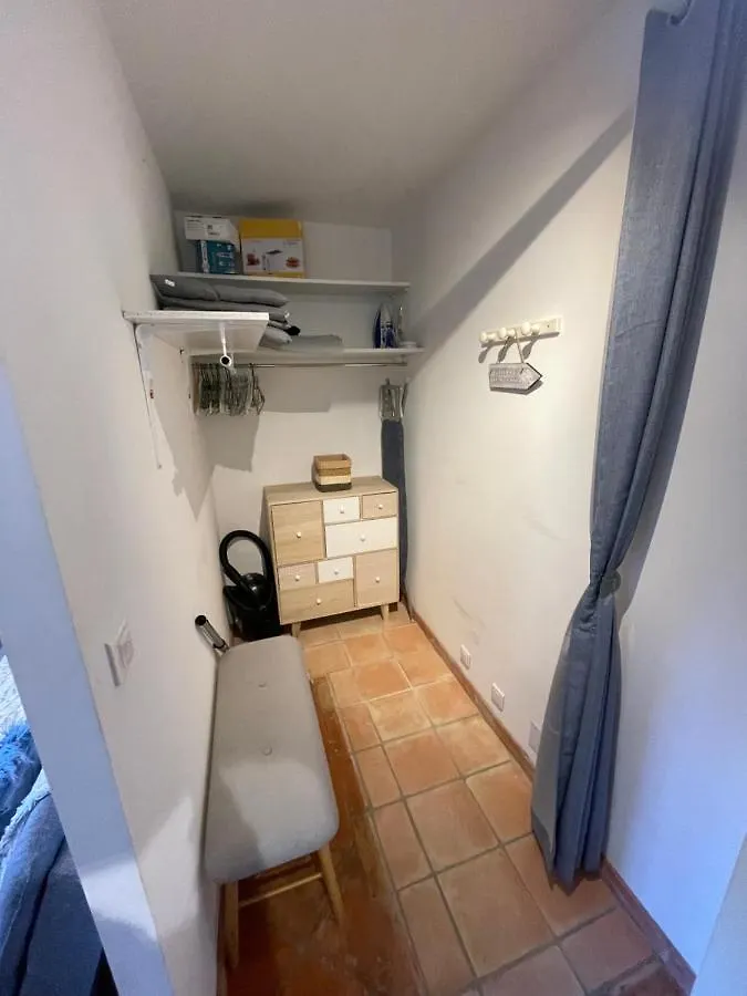Superbe Emplacement , terrasse et parking! Saint-Tropez