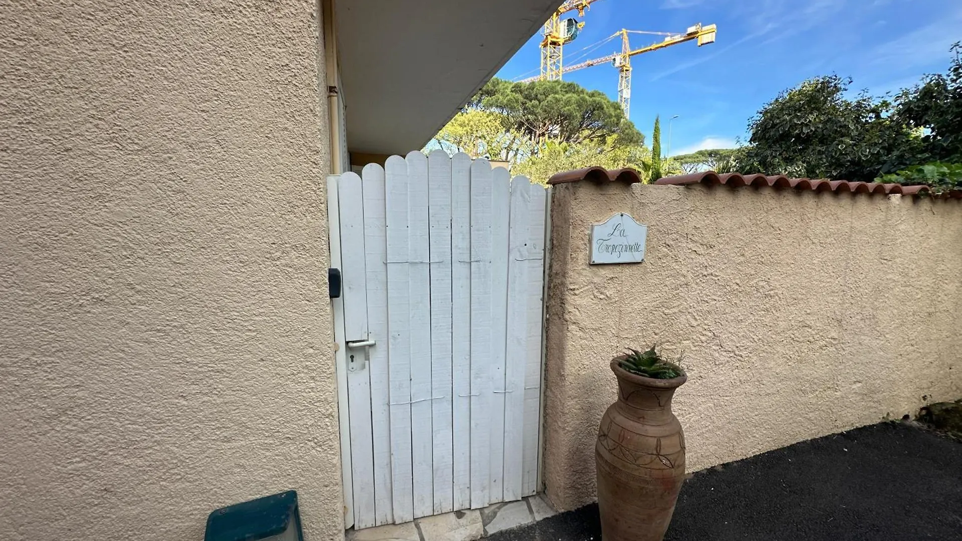 Superbe Emplacement , terrasse et parking! Saint-Tropez Appartement